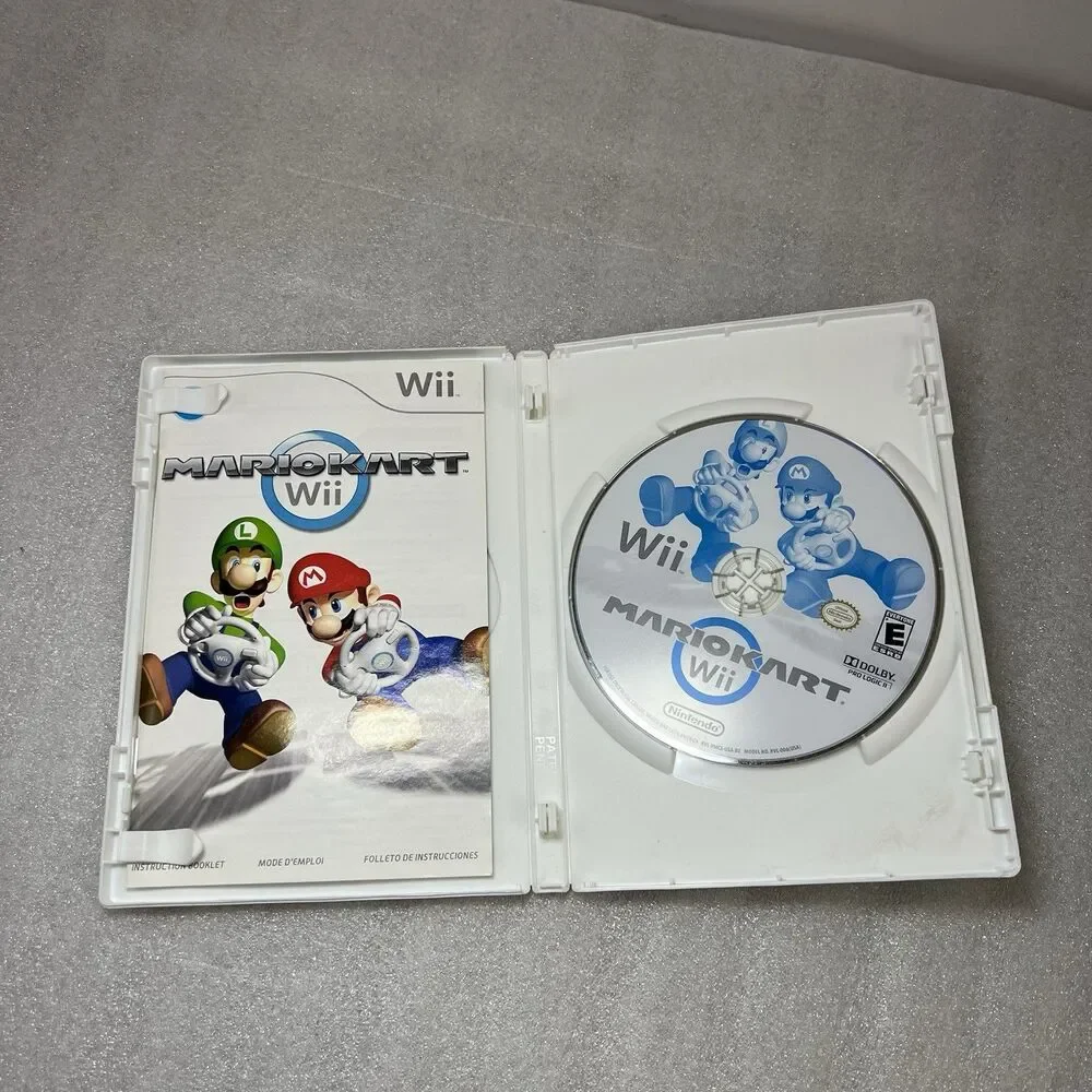 Mario Kart Nintendo Wii 2008 Video Game Complete With Case And Manual